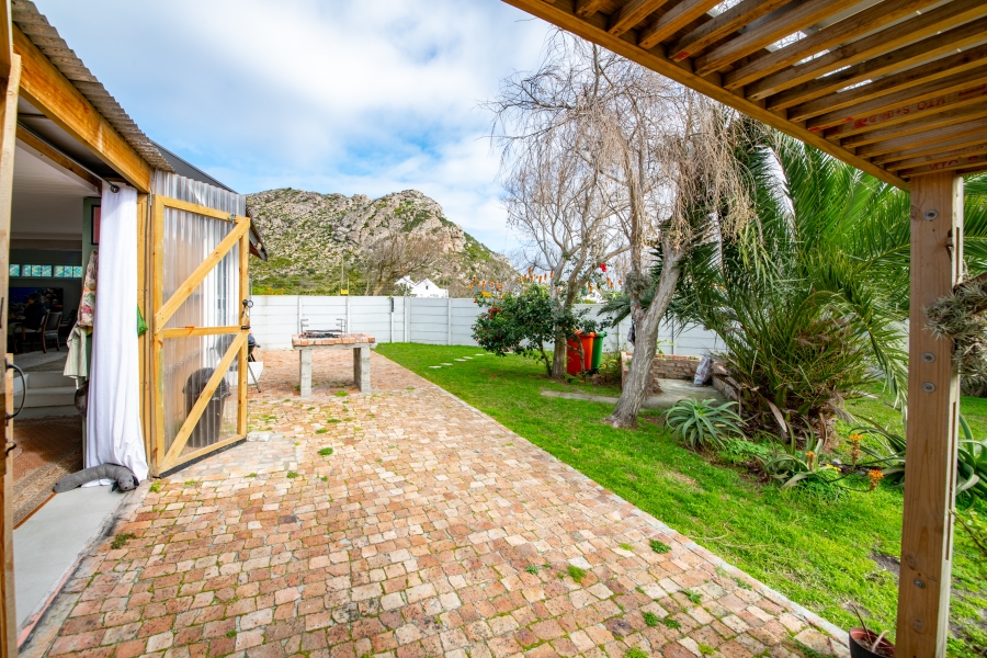 2 Bedroom Property for Sale in Pringle Bay Western Cape